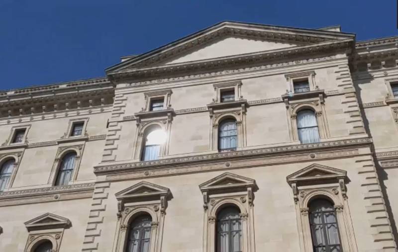 英国外務省