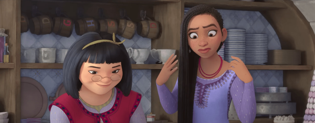 仕草が愉快な主人公アーシャ(右)と、親友ポジションらしきダリア(左)(Walt Disney Animation Studios / YouTube)
