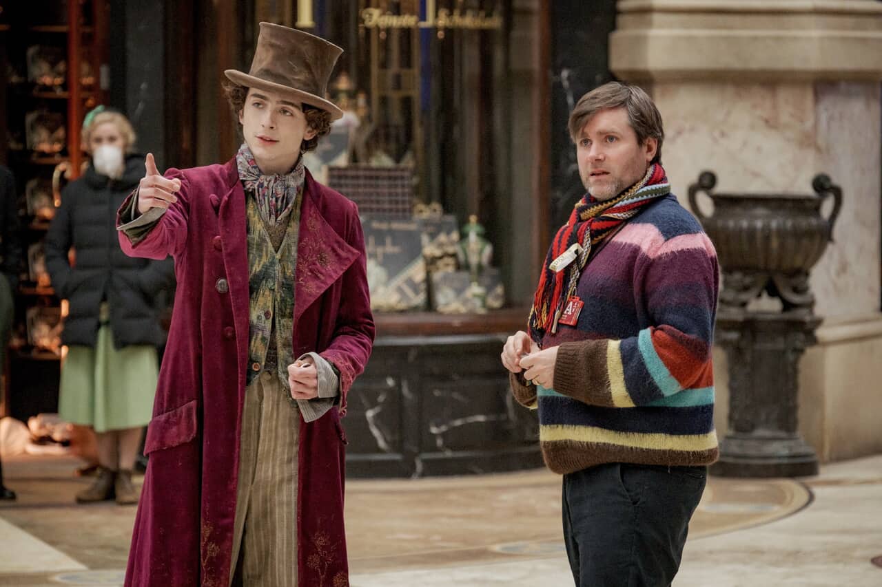 ウィリー・ウォンカ役ティモシー・シャラメ(左)とポール・キング監督(右)