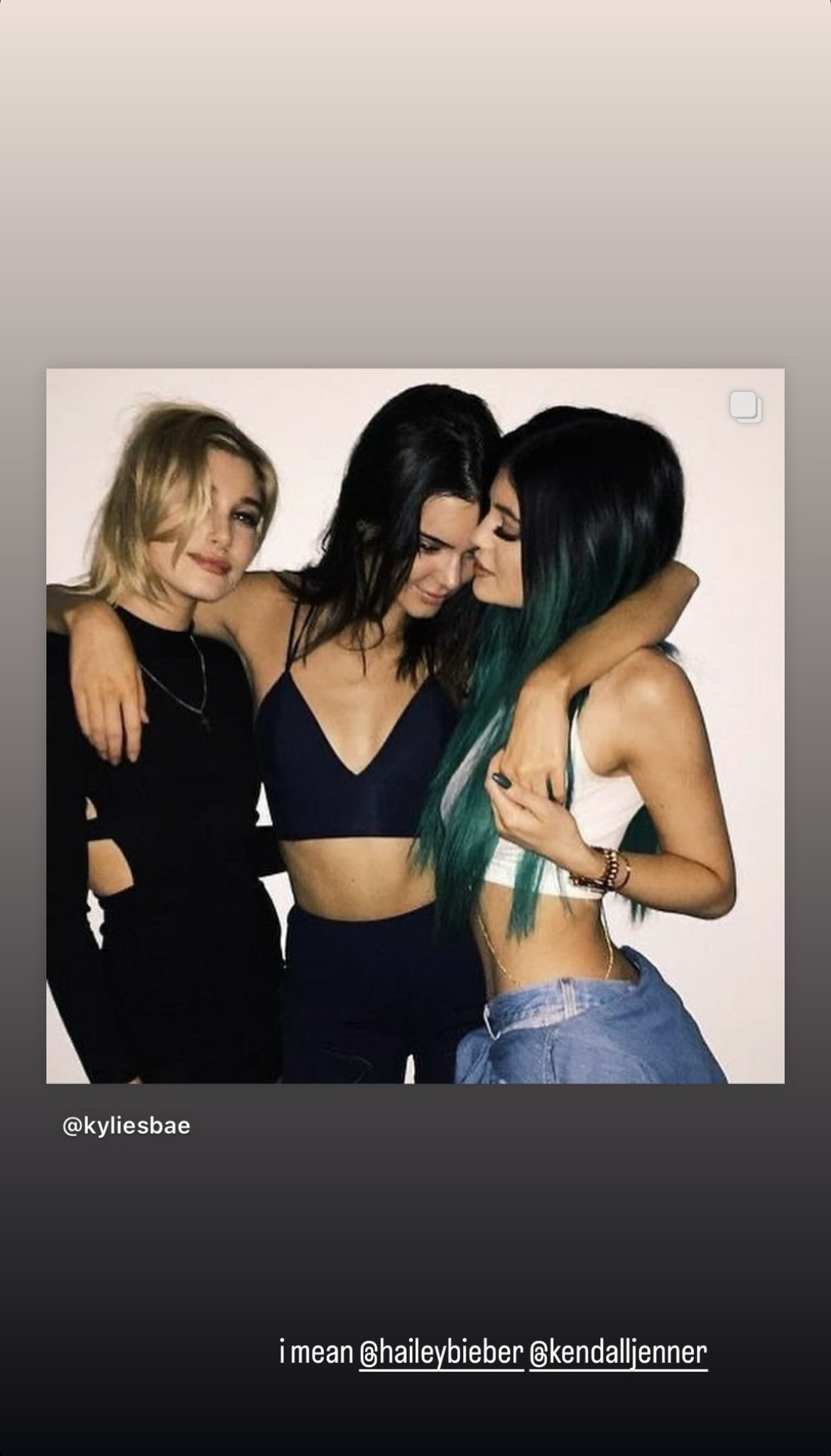 @kyliejenner / Instagram